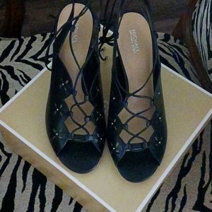 Michael Kors, tie up dress heels 👠